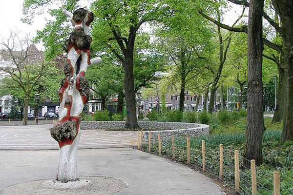 standbeelden Andre van der Linden